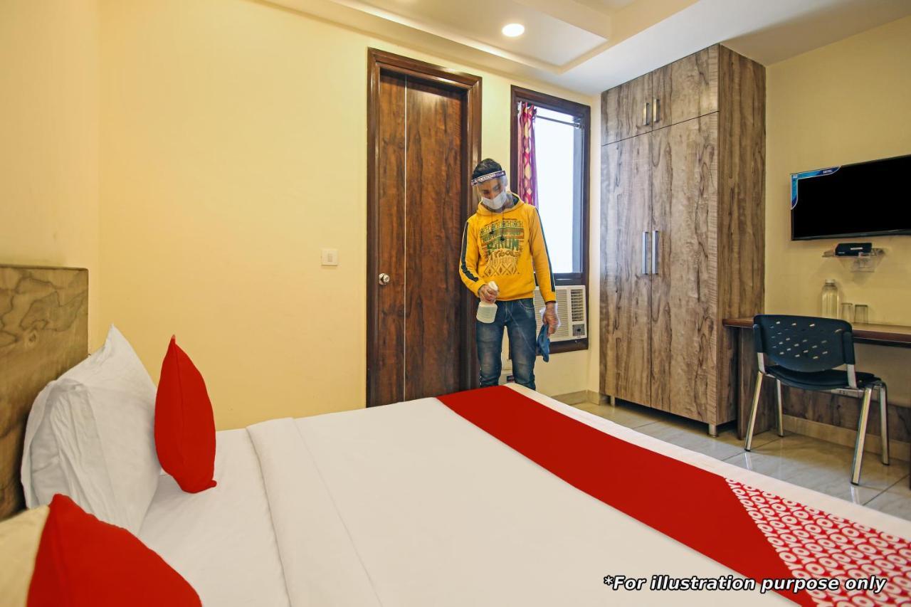 Oyo Flagship 24147 Royal Stay Singānallūr 外观 照片